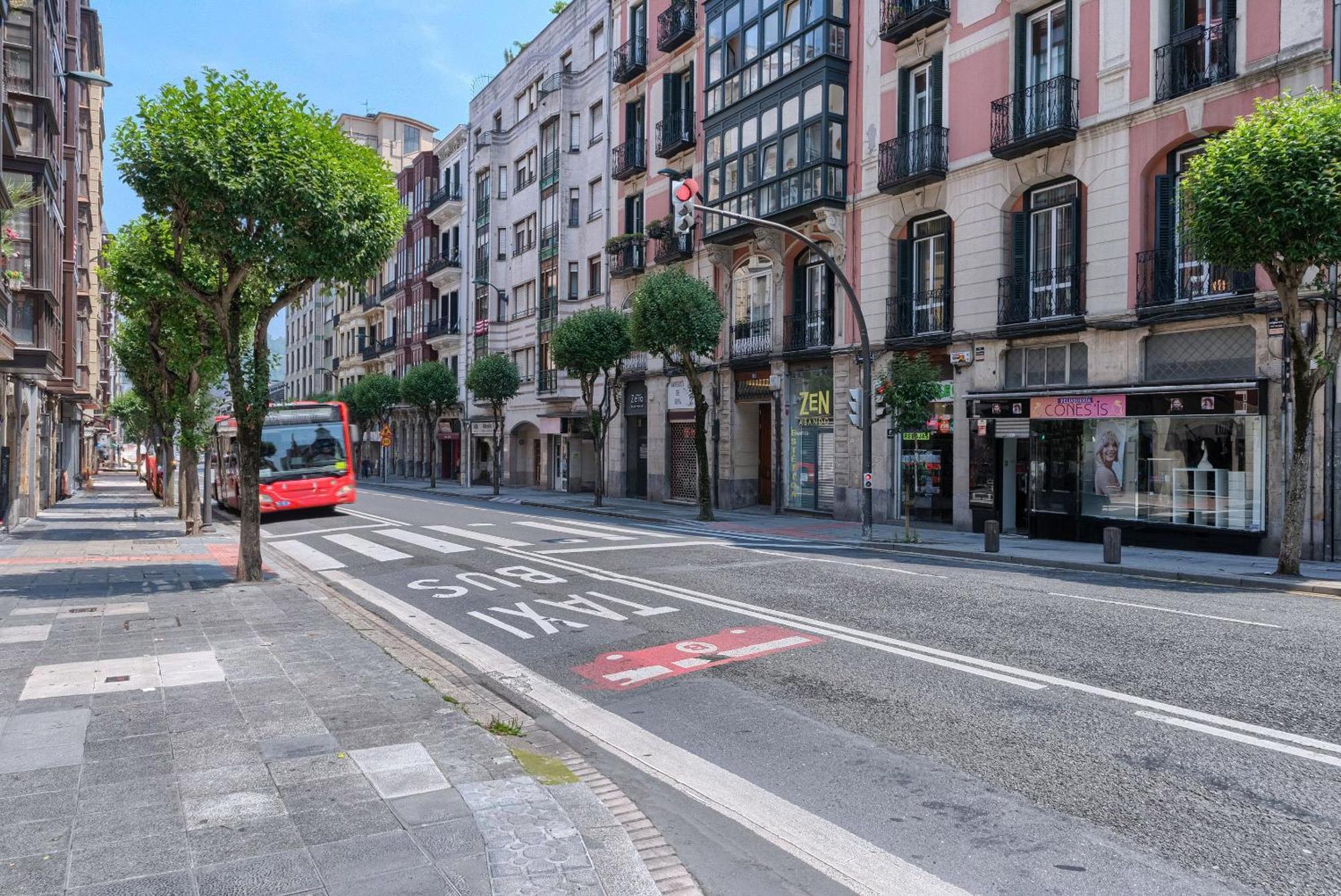 Abando Station Pintxos By Next Stop 毕尔巴鄂 外观 照片
